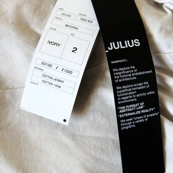 BNWT SS20 JULIUS "AFANGAR" GRAPHIC IVORY TSHIRT 1 & 2 - Picture 8 of 16